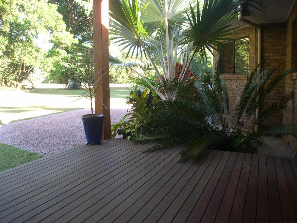 Wongaling Beach Hibiscus Lodge Bed & Breakfast المظهر الخارجي الصورة