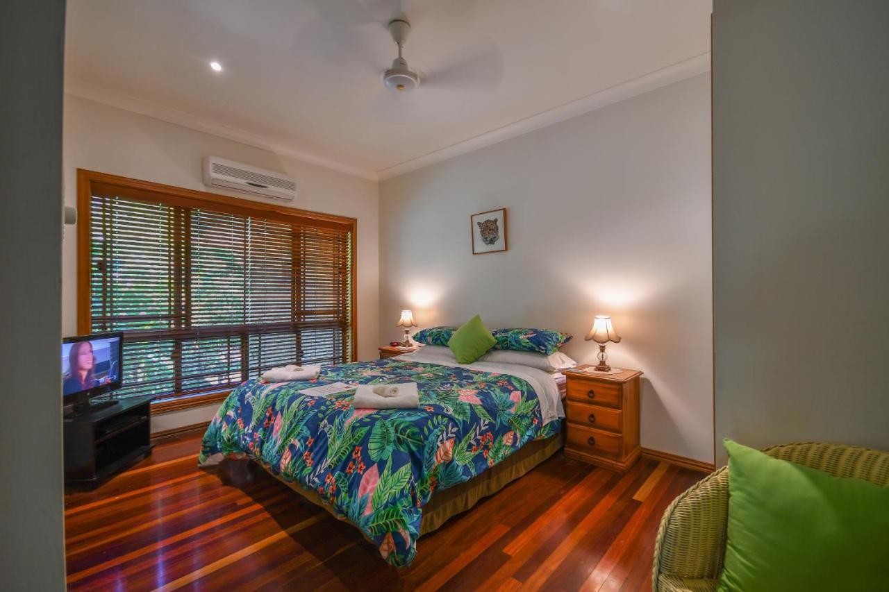 Wongaling Beach Hibiscus Lodge Bed & Breakfast المظهر الخارجي الصورة
